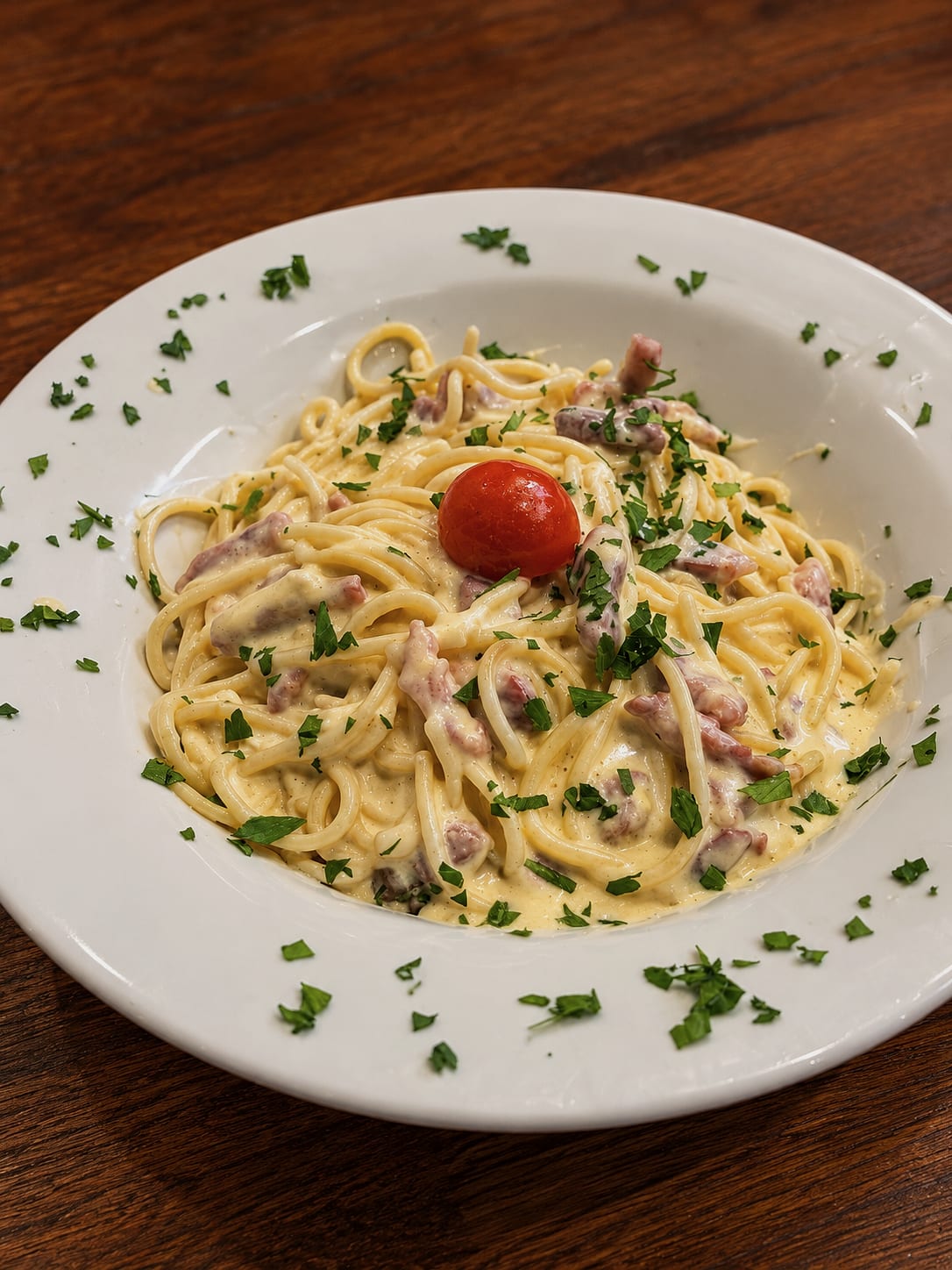 Spaghetti carbonara, crème et lardons